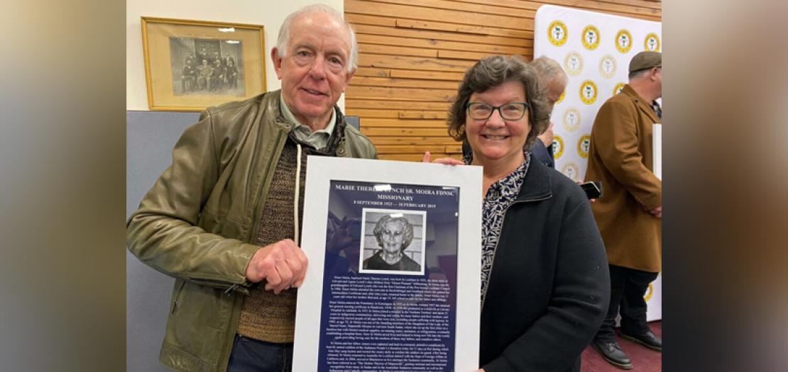 Sr Moira Lynch’s nephew, Brian Flinn, and Sr Philippa Murphy FDNSC with the plaque honouring Sr. Moir