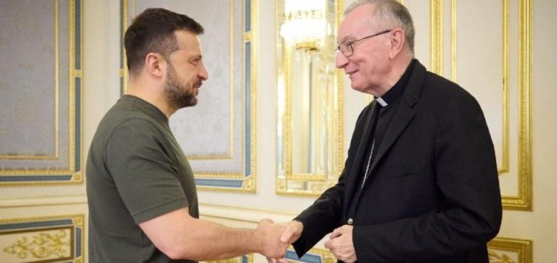 File photo of a meeting between Cardinal Parolin and President Zelensky